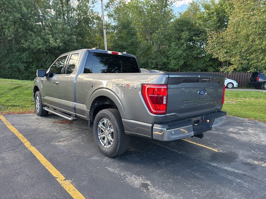 2023 Ford F-150 XL photo 2