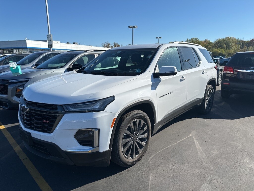 2022 Chevrolet Traverse RS photo 4