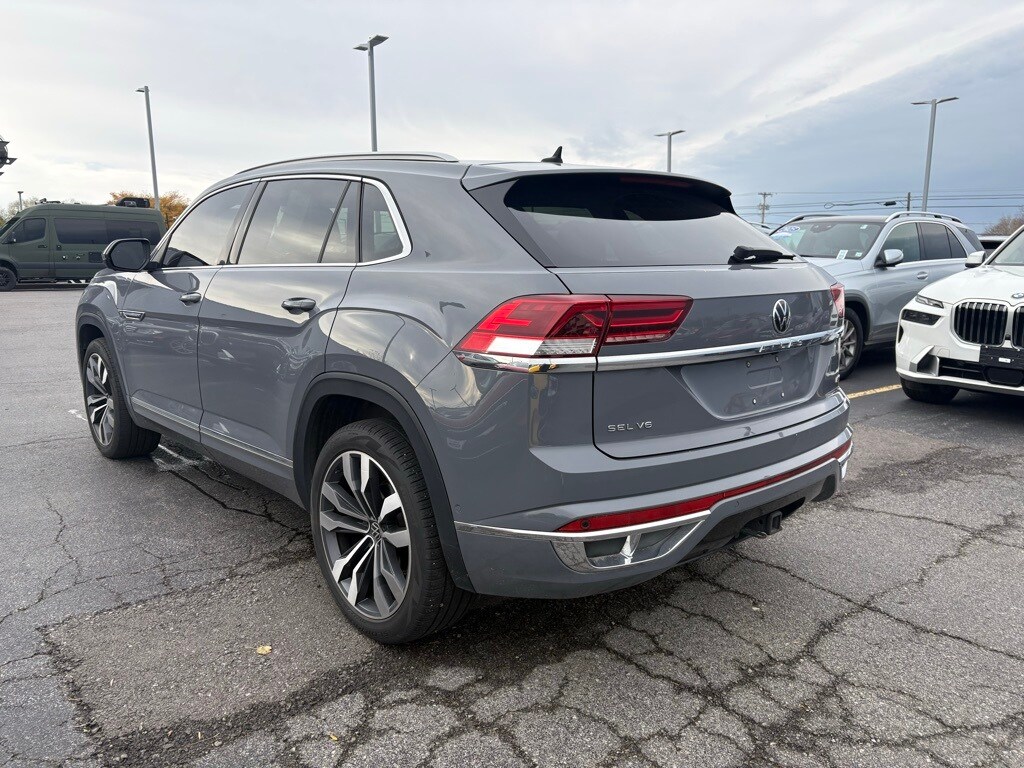 Used 2022 Volkswagen Atlas Cross Sport 3.6L V6 SEL Premium R-Line SUV