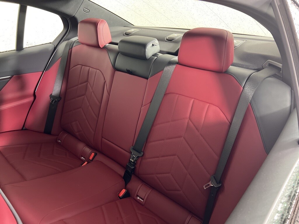 2024 Bmw 540i xDrive Sedan photo 4