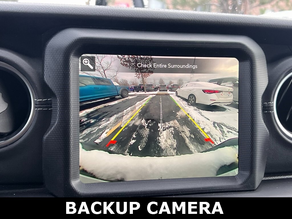 Used 2023 Jeep Gladiator Overland Truck Crew Cab