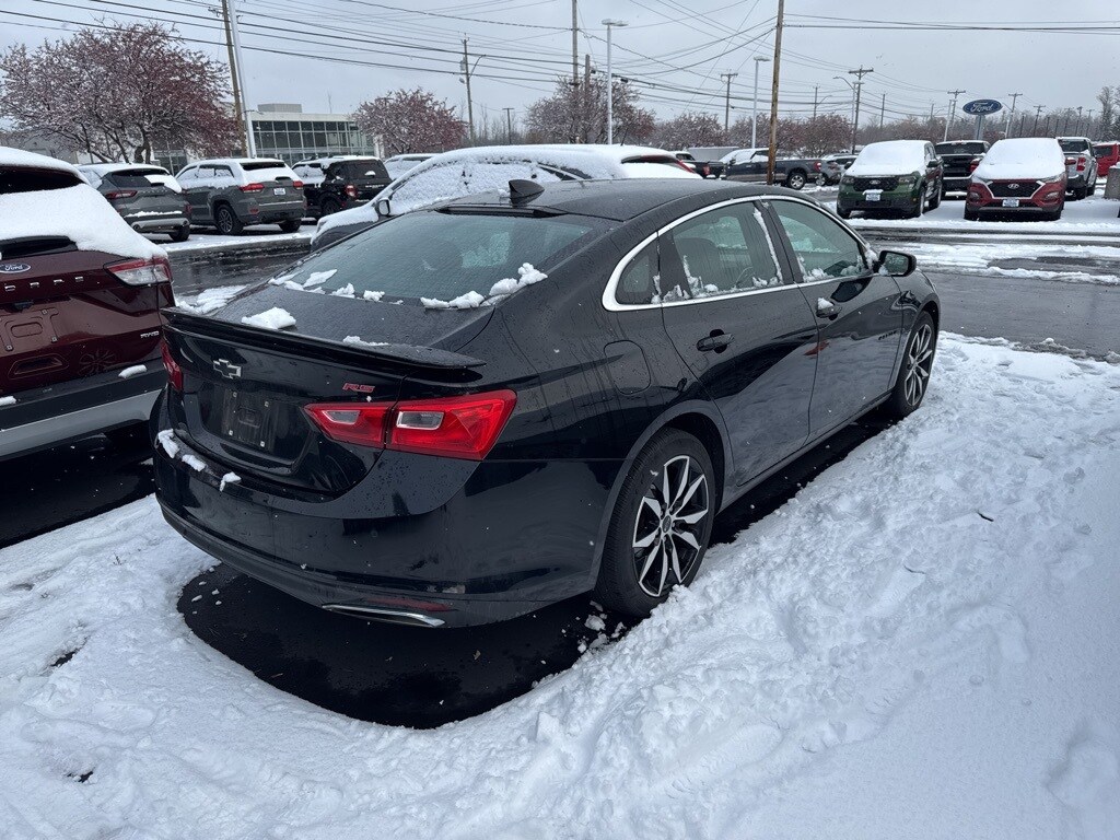 2021 Chevrolet Malibu RS photo 3