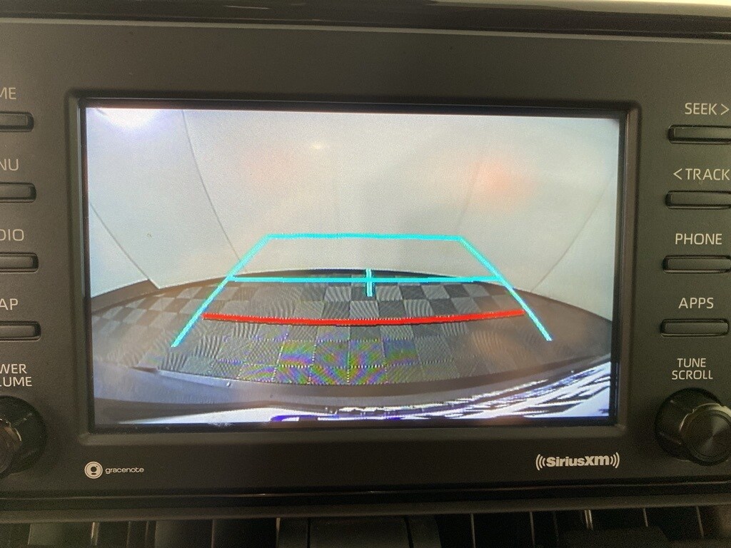 2022 Toyota RAV4 XLE photo 2