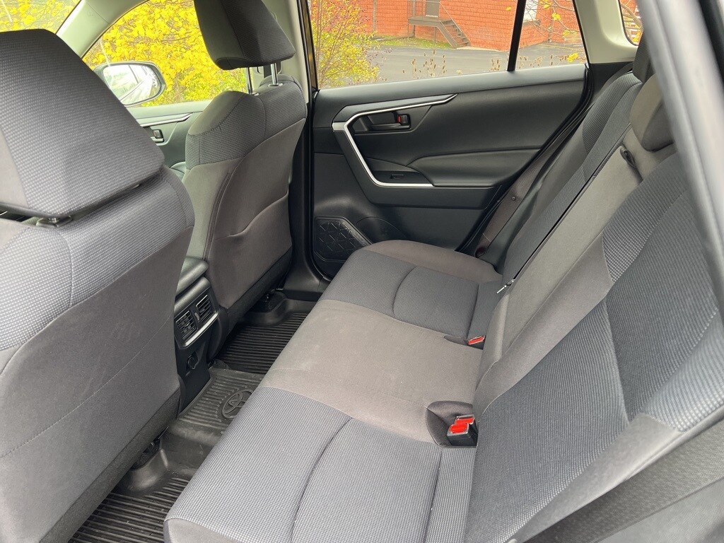 Used 2022 Toyota RAV4 LE SUV