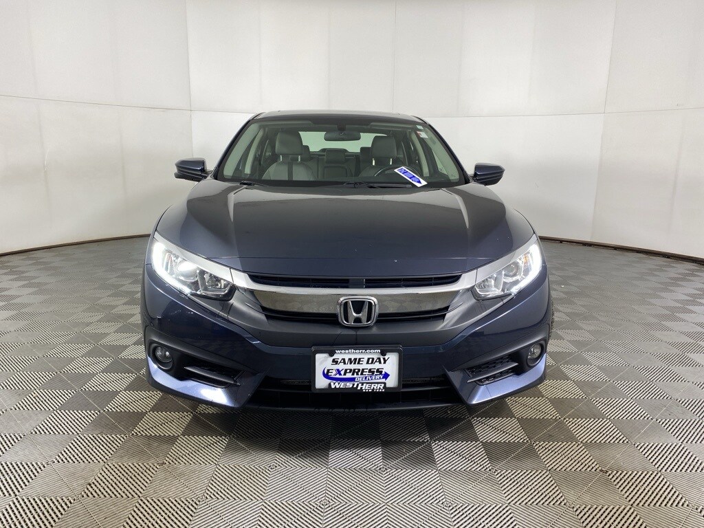 2018 Honda Civic EX-T photo 2