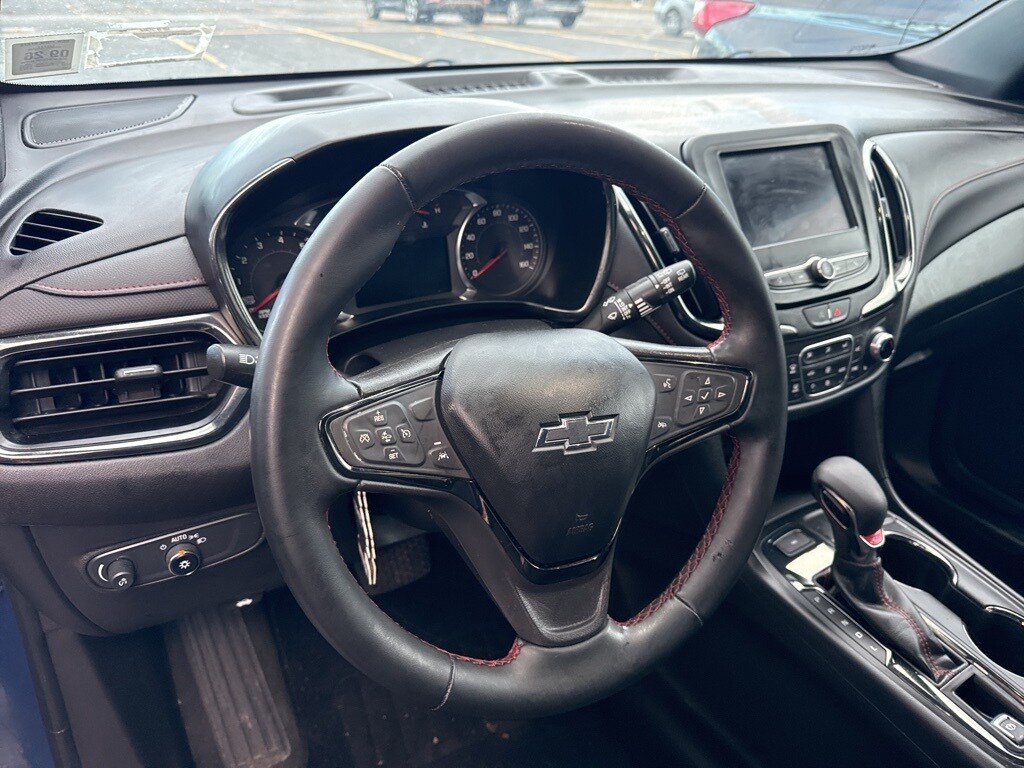 2024 Chevrolet Equinox RS photo 2