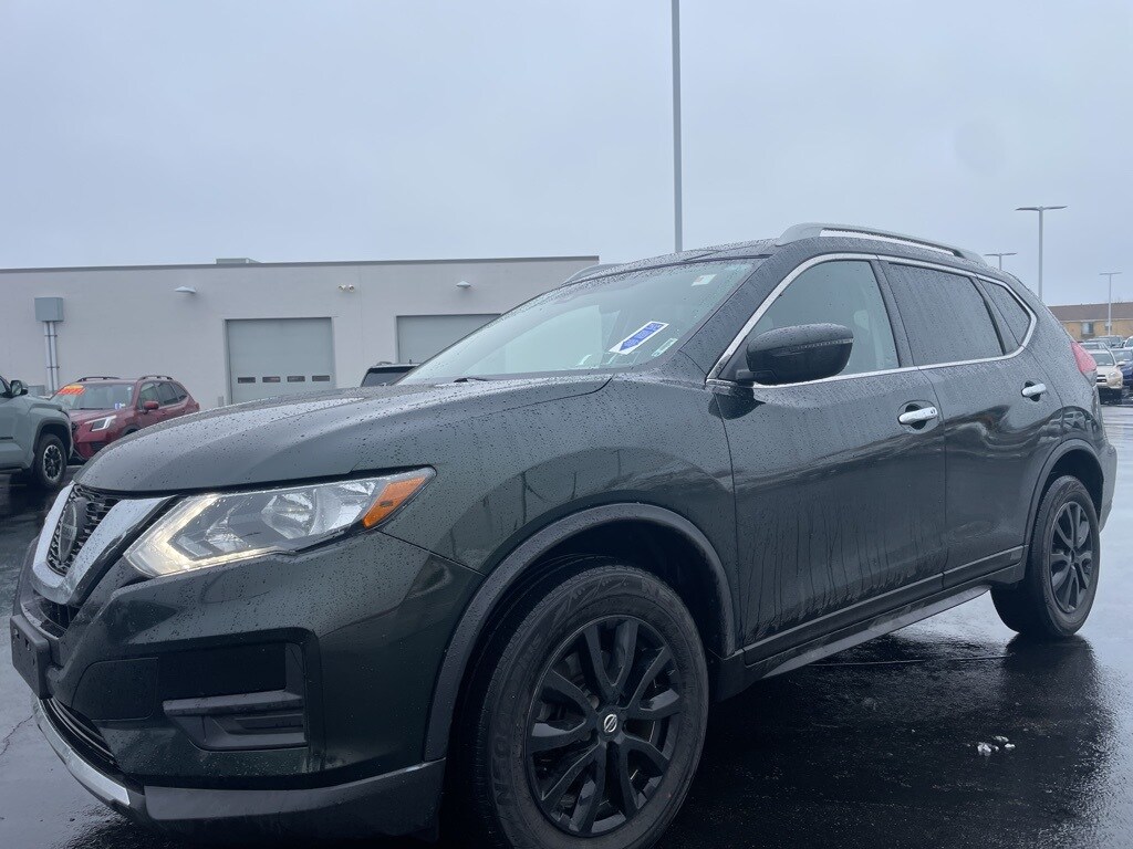Used 2020 Nissan Rogue SV SUV