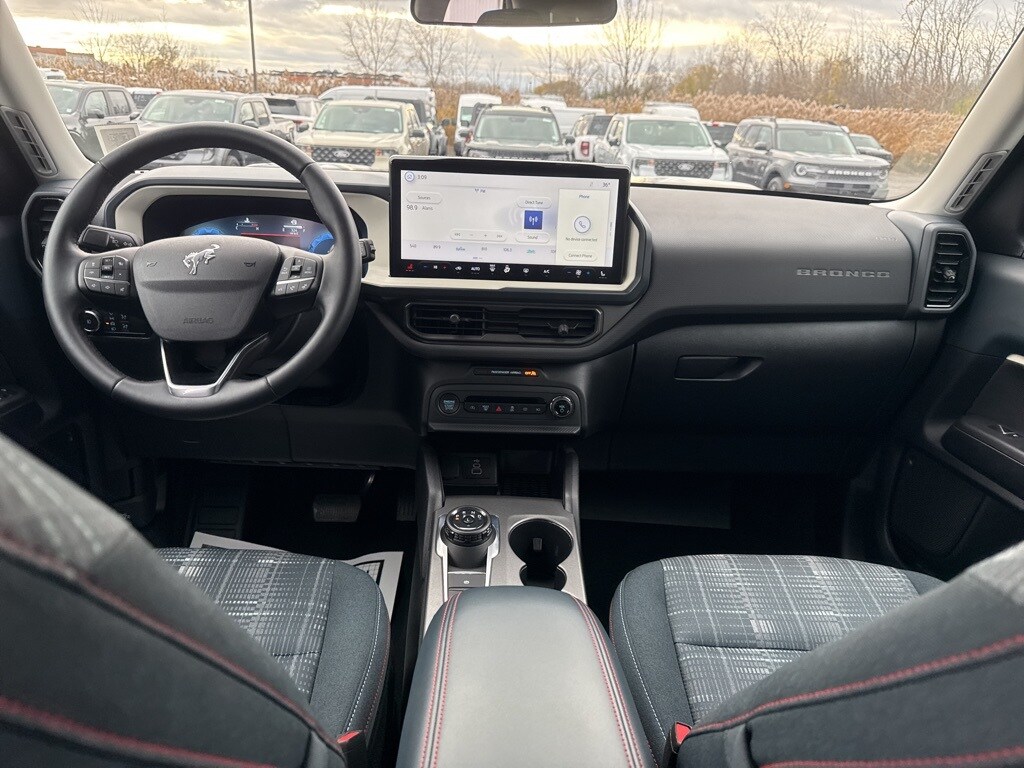 2025 Ford Bronco Sport Heritage photo 2