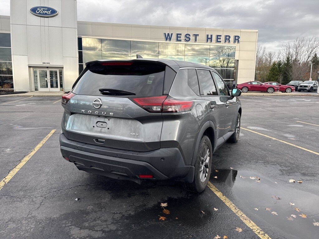 Used 2021 Nissan Rogue S SUV