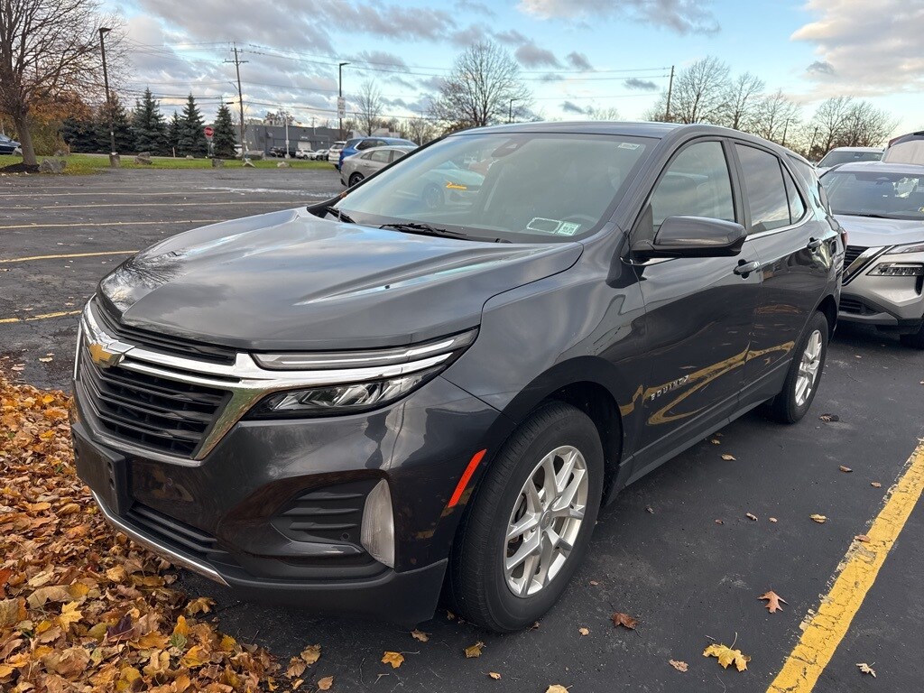 2022 Chevrolet Equinox photo 2