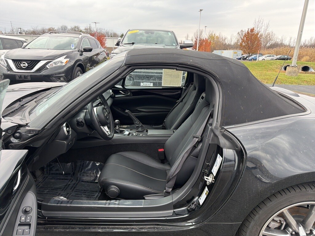 Used 2023 Mazda MX-5 Miata Grand Touring Convertible