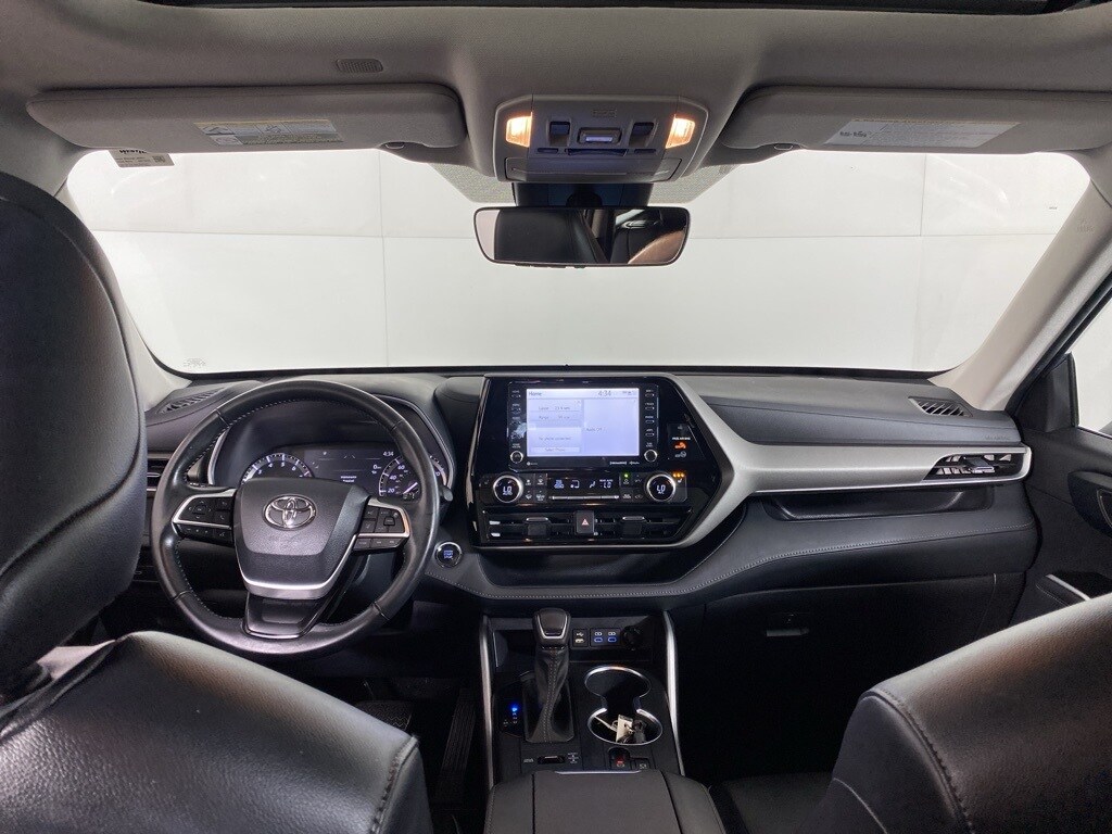 Used 2022 Toyota Highlander XLE SUV