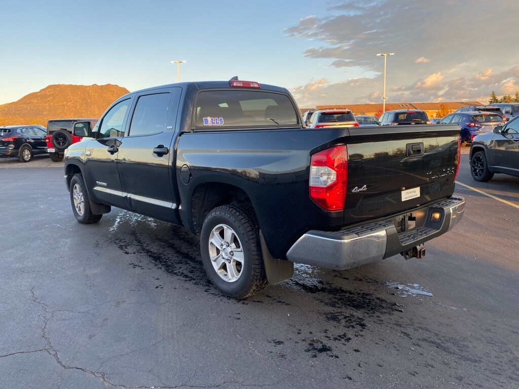 2020 Toyota Tundra SR5 CrewMax photo 2