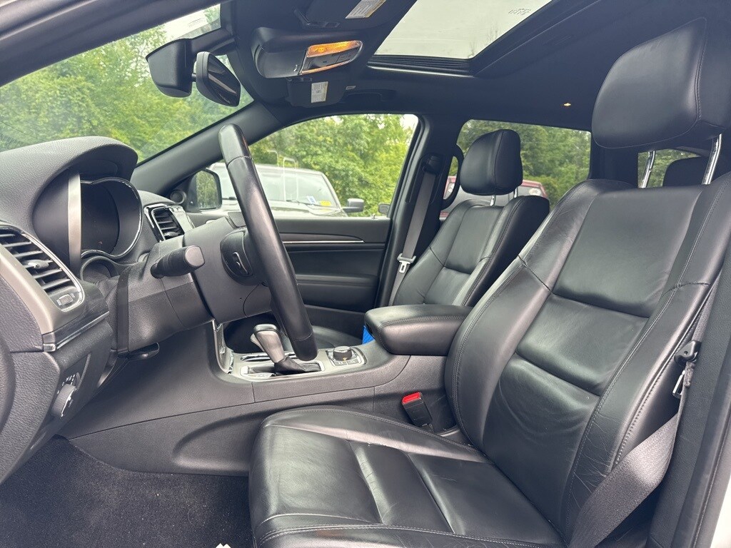 2022 Jeep Cherokee Limited photo 2