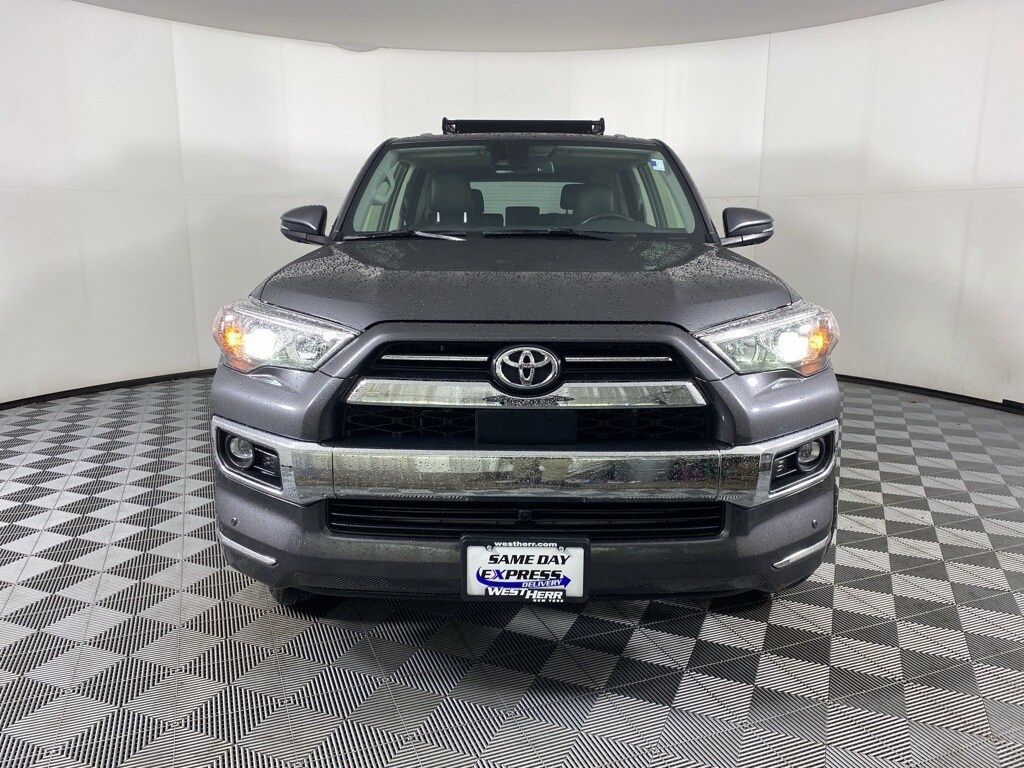 2023 Toyota 4Runner Limited photo 2