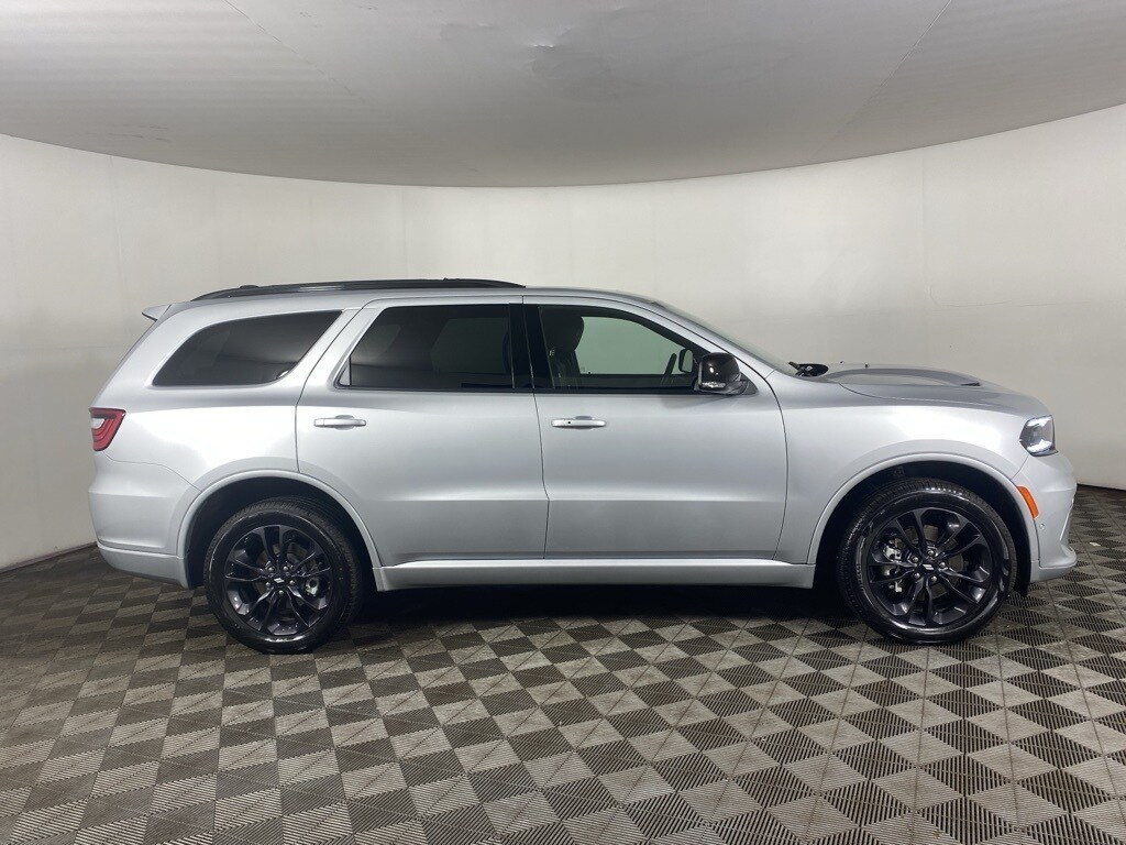 2025 Dodge Durango GT photo 4