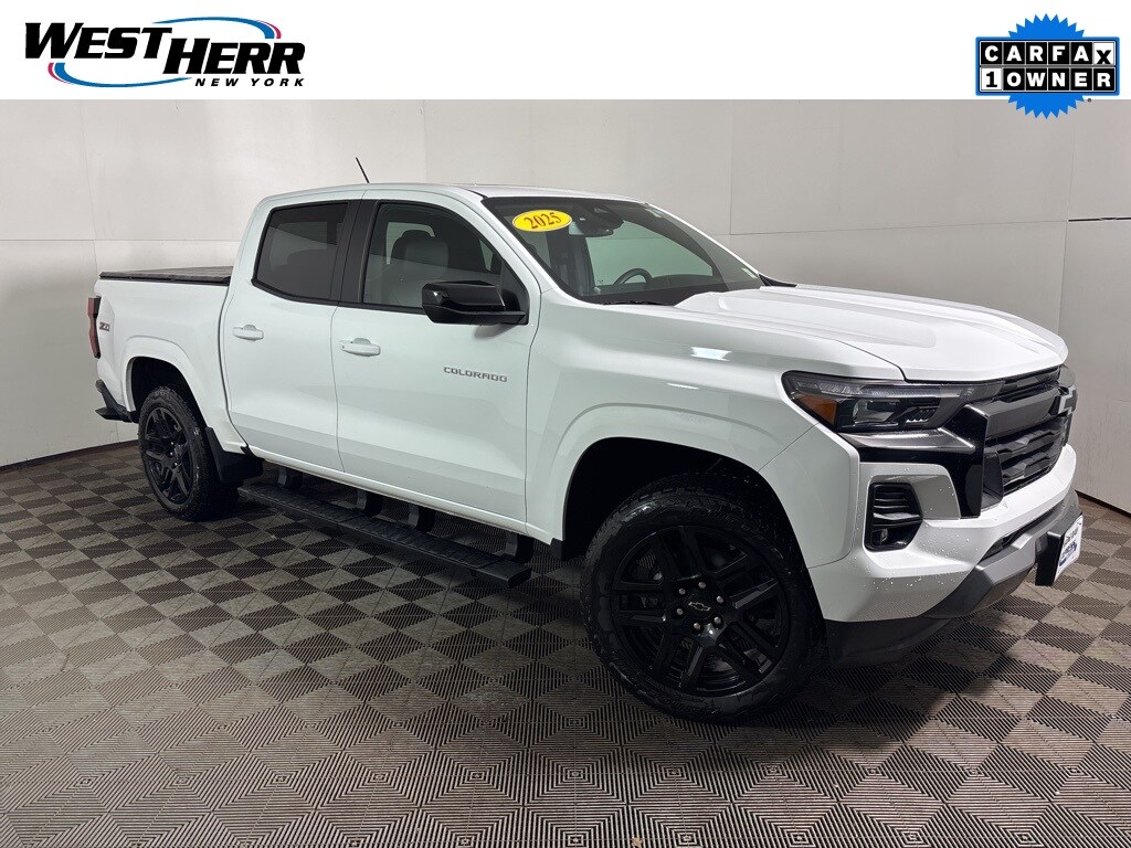 Used 2025 Chevrolet Colorado Z71 Truck Crew Cab