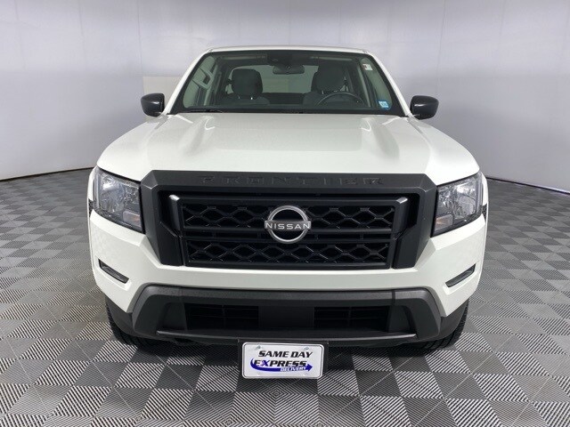 2024 Nissan Frontier S photo 3
