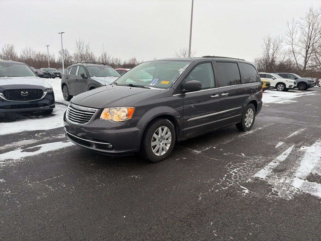 Used 2016 Chrysler Town & Country Touring Van LWB Passenger Van
