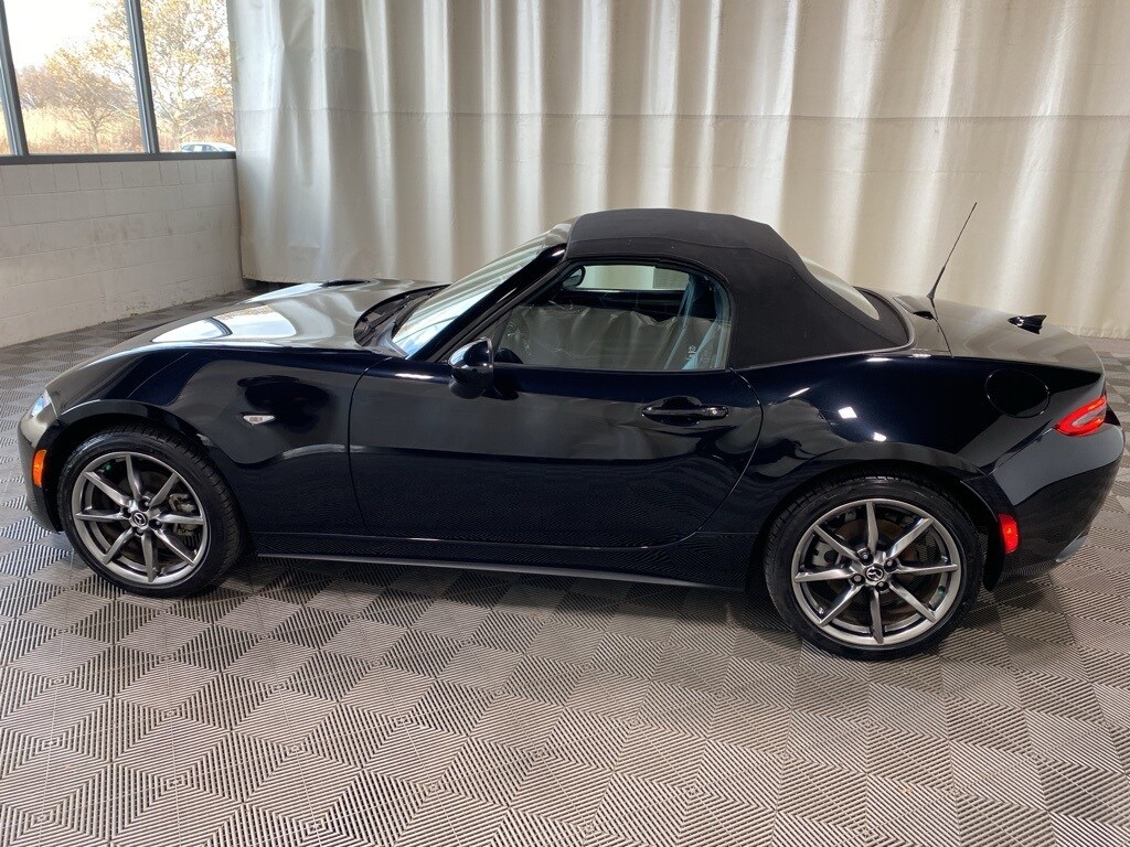 2023 Mazda MX-5 Miata Miata Grand Touring photo 4