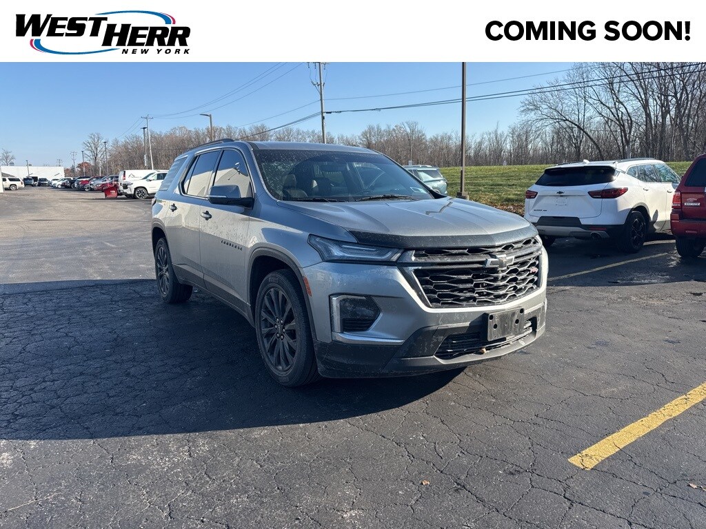 Used 2023 Chevrolet Traverse RS SUV