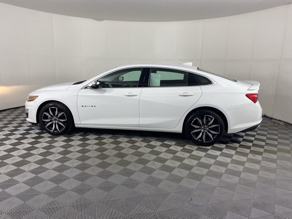 2024 Chevrolet Malibu RS photo 4