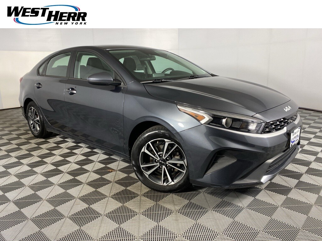 Used 2023 Kia Forte LXS Sedan