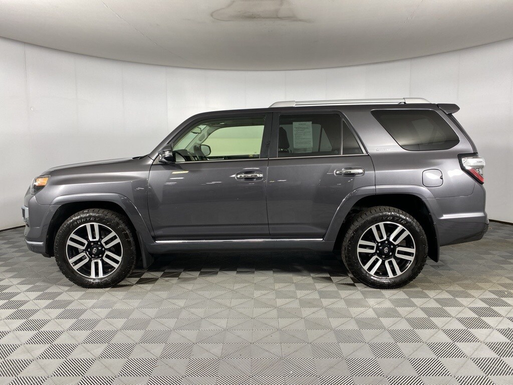 2020 Toyota 4Runner Limited photo 4