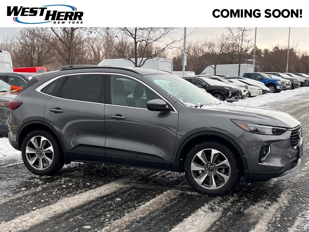 Used 2023 Ford Escape Platinum SUV