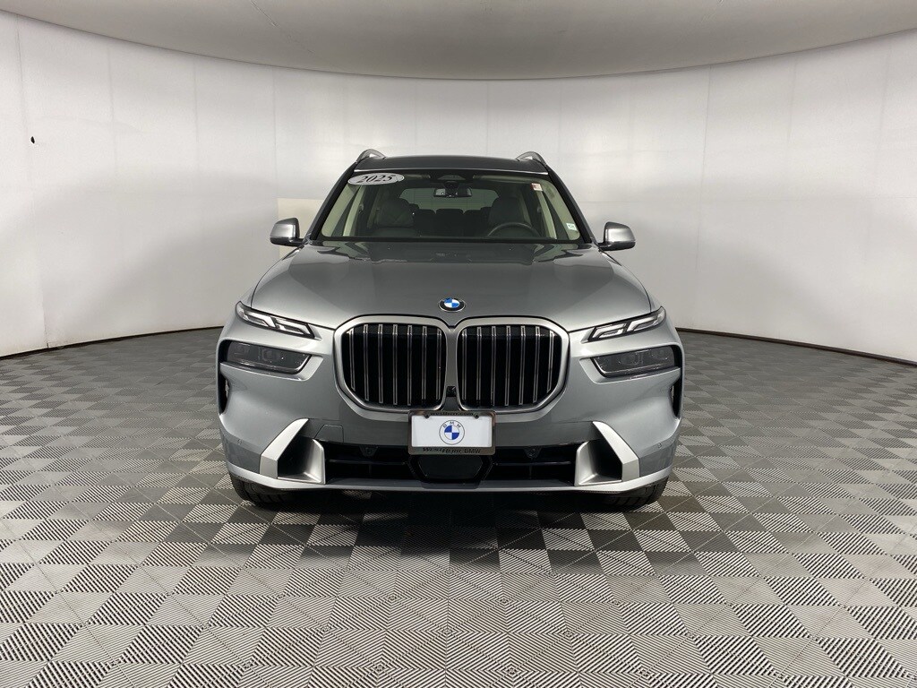 2025 Bmw X7 xDrive40i photo 2