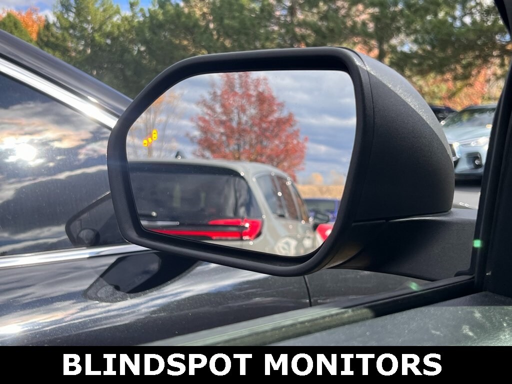 2022 Ford Explorer XLT photo 4