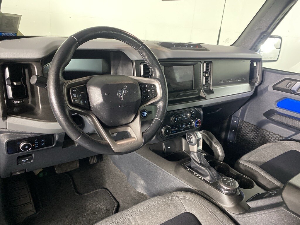 2023 Ford Bronco Big Bend photo 2
