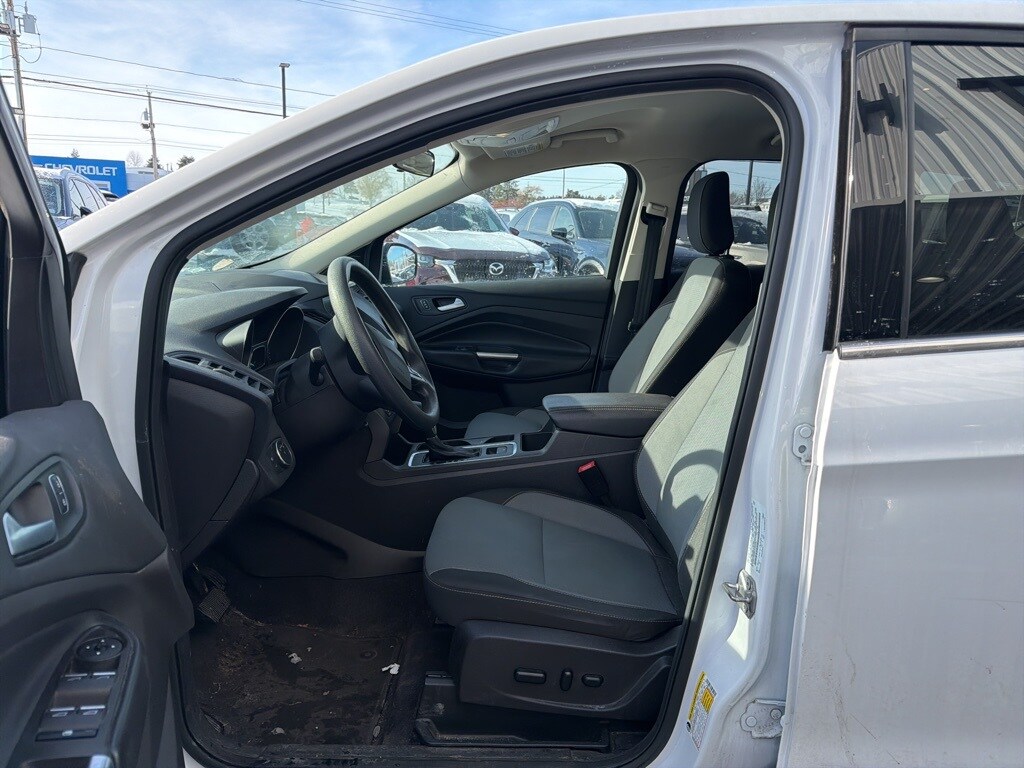 Used 2019 Ford Escape SE SUV