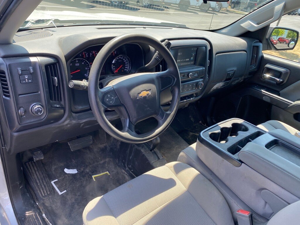 2018 Chevrolet Silverado 1500 photo 3