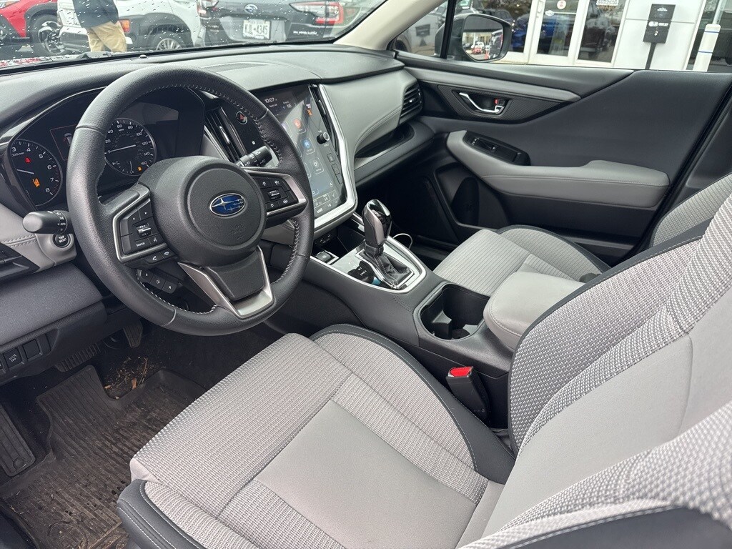 2020 Subaru Outback Premium photo 2