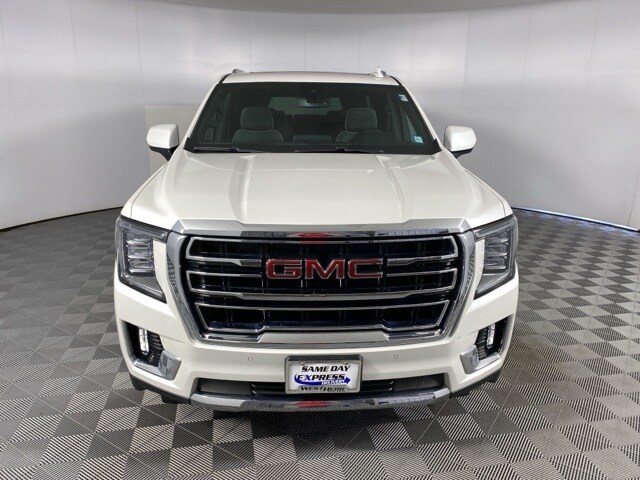 2022 Gmc Yukon SLT photo 2
