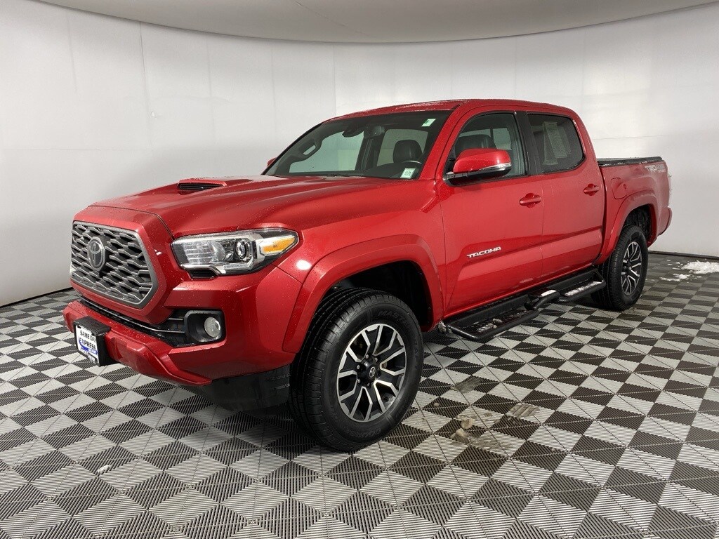 2023 Toyota Tacoma SR5 V6 photo 3