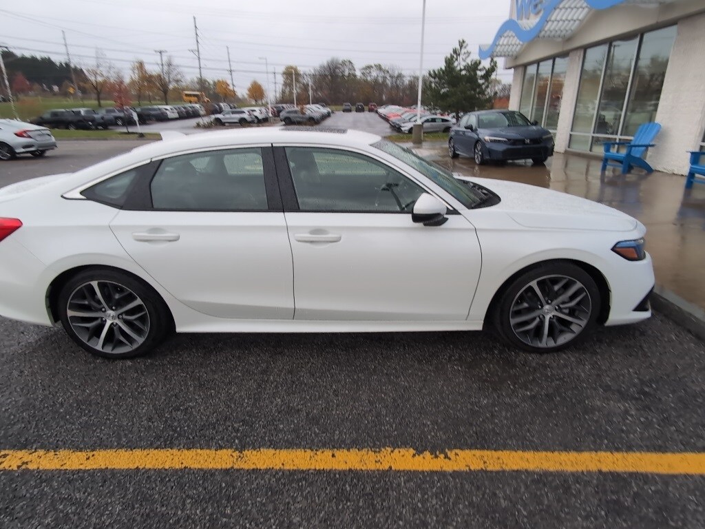 Used 2022 Honda Civic Touring Sedan