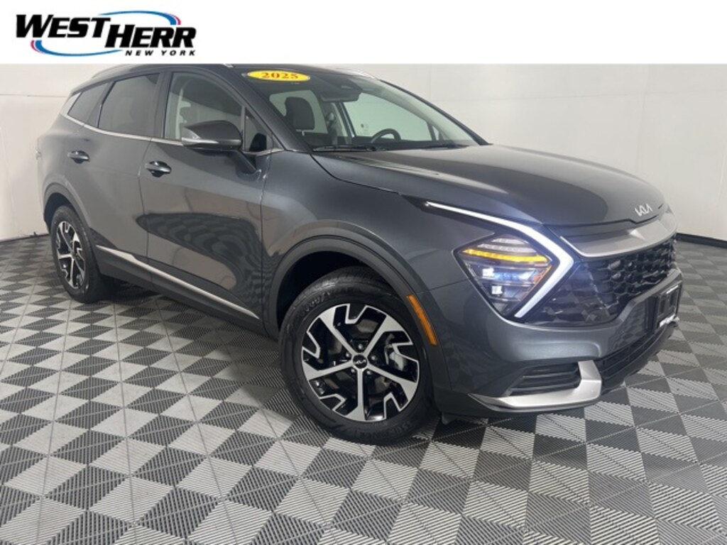 Used 2025 Kia Sportage EX SUV