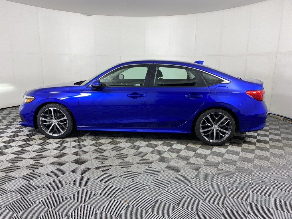 2022 Honda Civic Touring photo 4