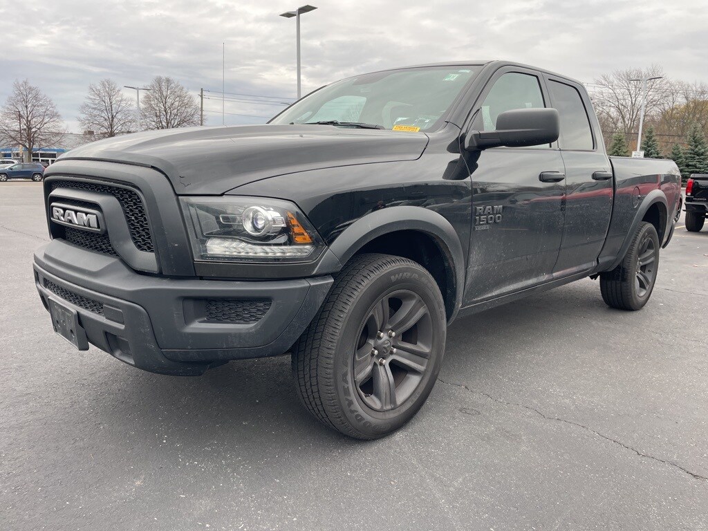 2022 Ram 1500 Classic SLT photo 2