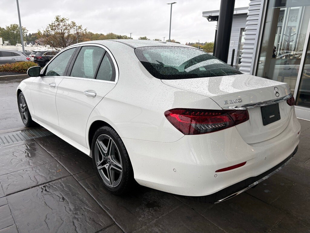 2023 Mercedes Benz E 350 4MATIC Sedan photo 3