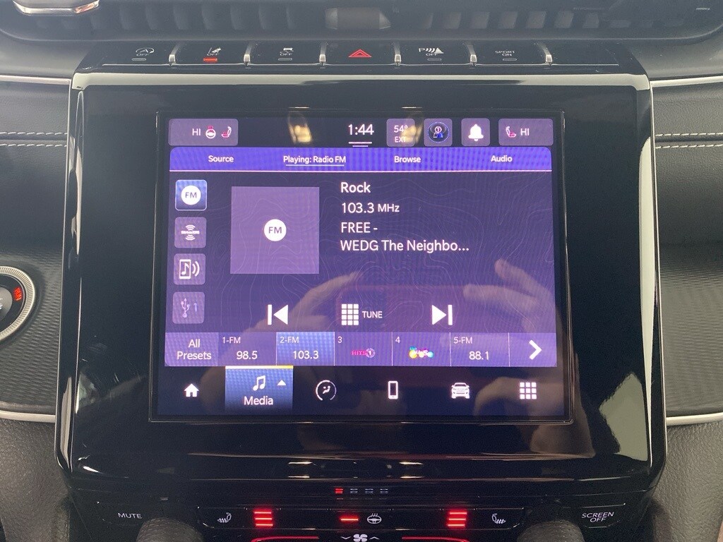 Used 2025 Jeep Grand Cherokee Laredo SUV