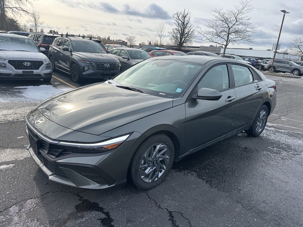 Certified 2024 Hyundai Elantra SEL Sedan