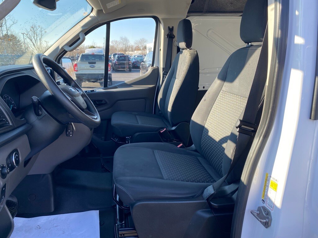 2024 Ford Transit photo 2