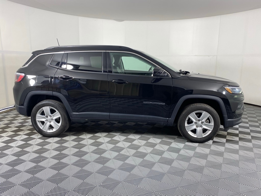 Used 2022 Jeep Compass Latitude with VIN 3C4NJDBB2NT121132 for sale in Bowmansville, NY