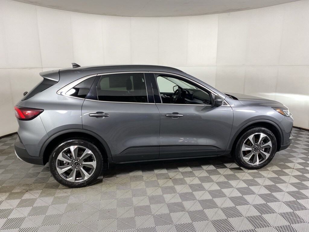 2024 Ford Escape Platinum photo 4