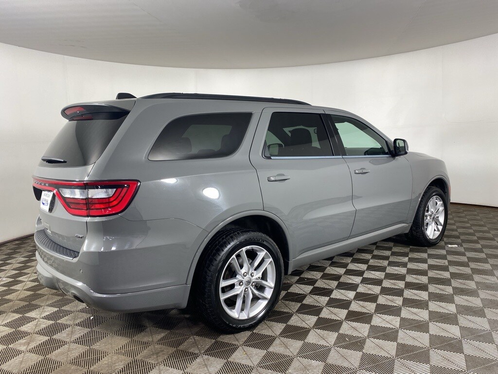 2023 Dodge Durango GT Plus photo 3