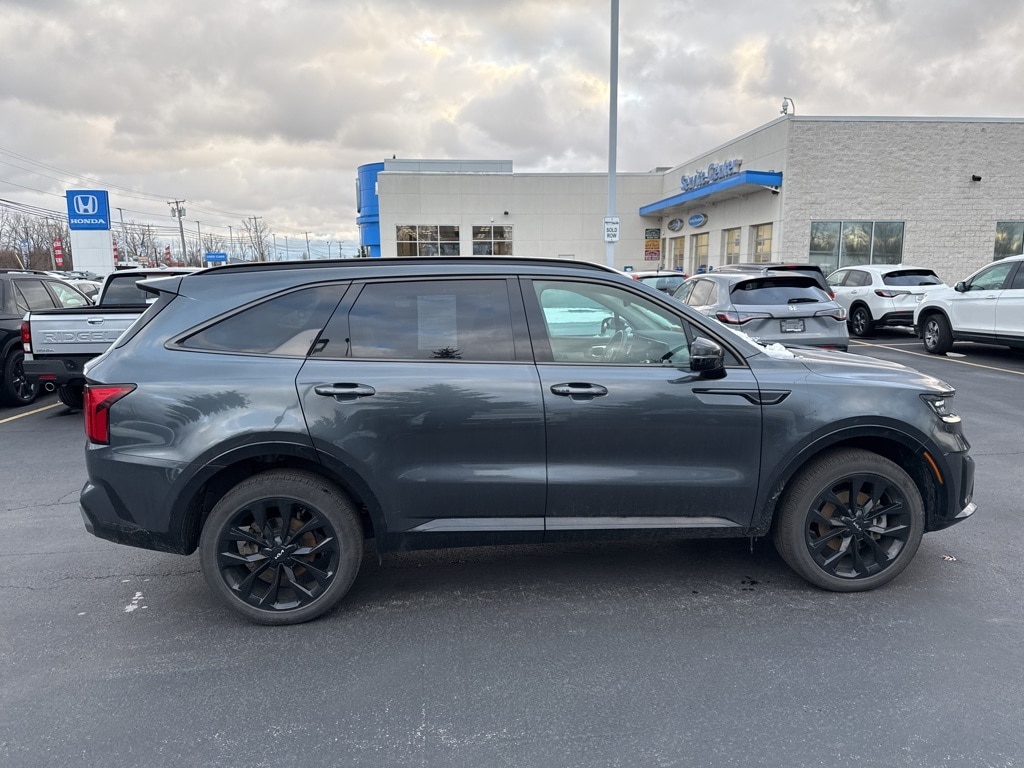 Used 2023 Kia Sorento SX SUV