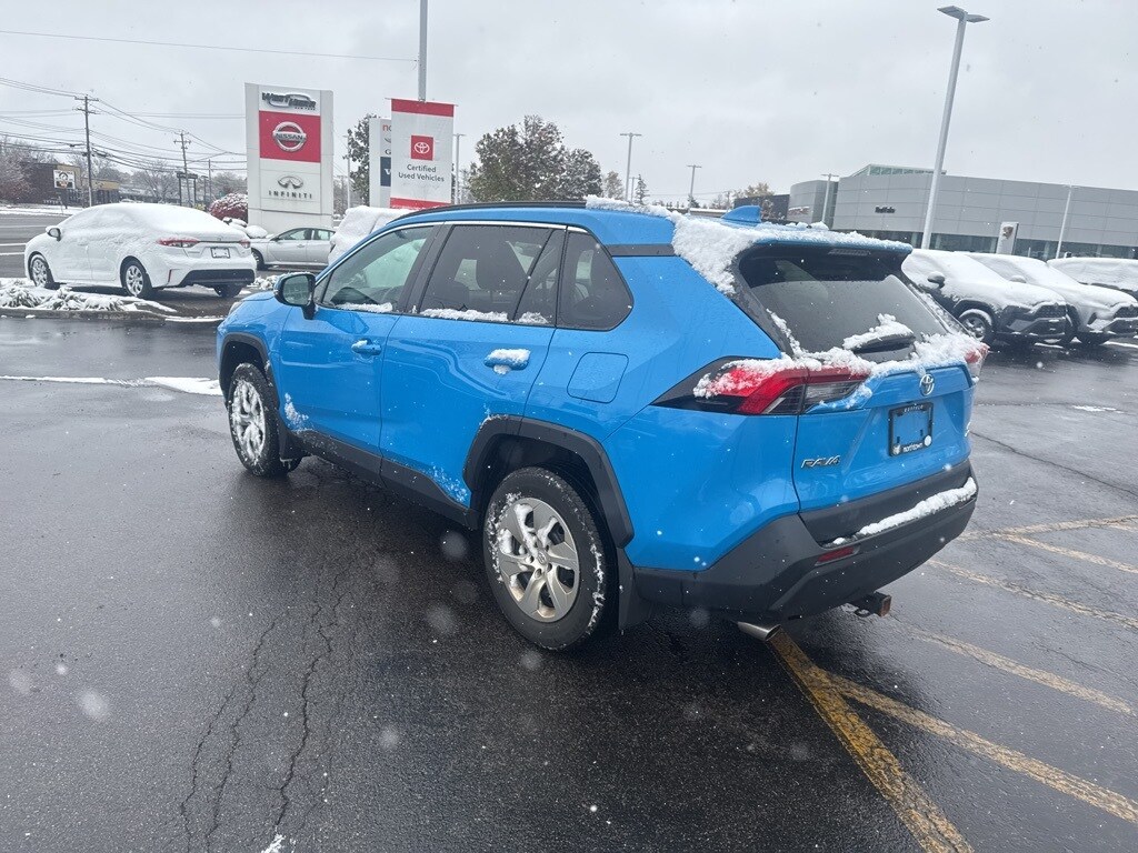 Used 2019 Toyota RAV4 LE SUV